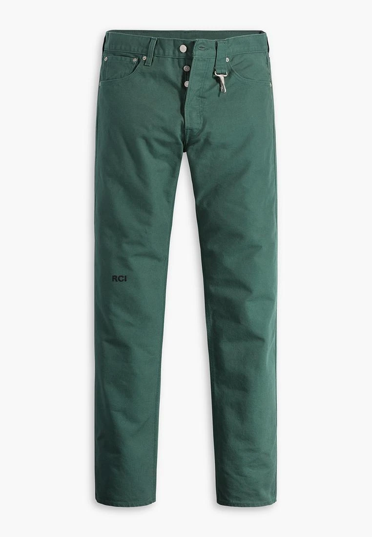 NT 5,900