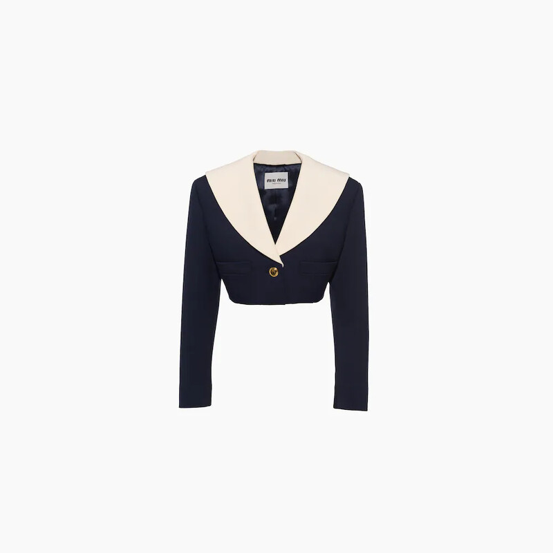 Miu Miu 羊毛短版西裝外套，NT95,000。