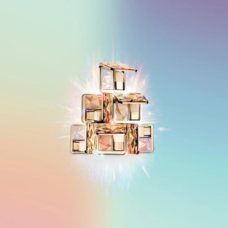 肌膚之鑰精質光耀幻妍餅主視覺。 肌膚之鑰精質光耀幻妍餅主視覺。