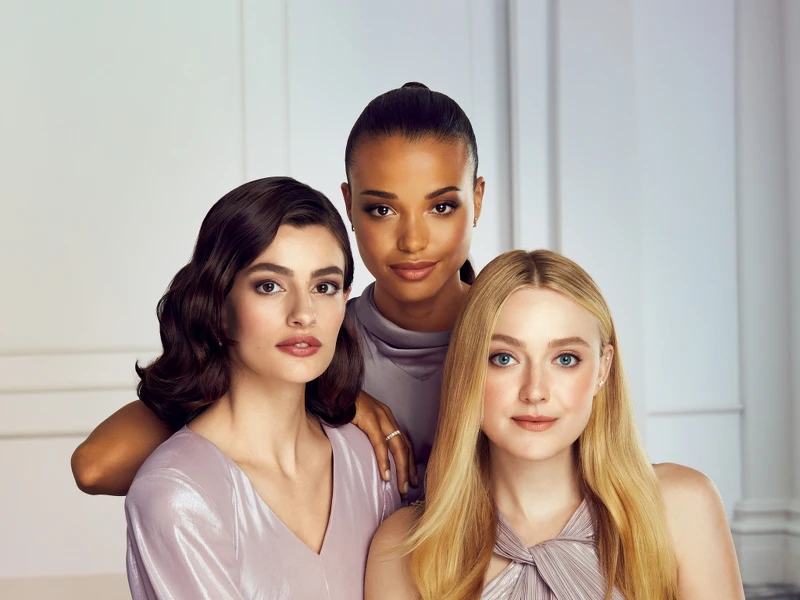 肌膚之鑰全球代言人推薦使用色,達科塔芬妮使用#17、艾拉巴林斯卡使用#22、黛安娜席佛斯使用#202。 肌膚之鑰全球代言人推薦使用色,達科塔芬妮使用#17、艾拉巴林斯卡使用#22、黛安娜席佛斯使用#202。