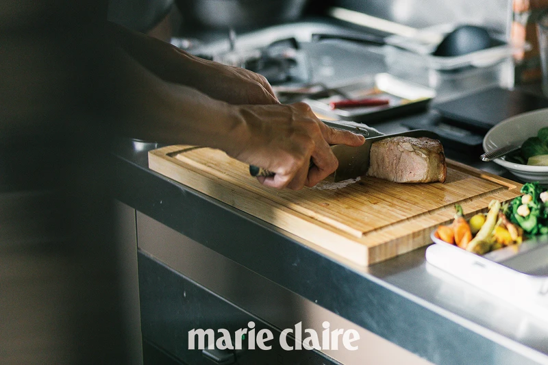 豬里肌可先使用鹽滷的方式製作入味。 豬里肌可先使用鹽滷的方式製作入味。