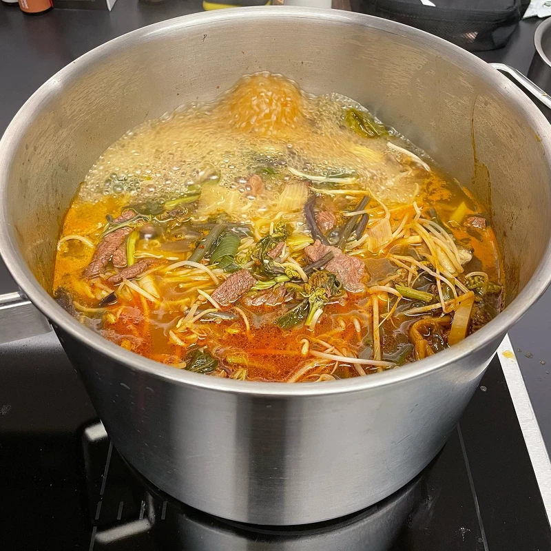 孫藝珍的辣牛肉湯 孫藝珍的辣牛肉湯