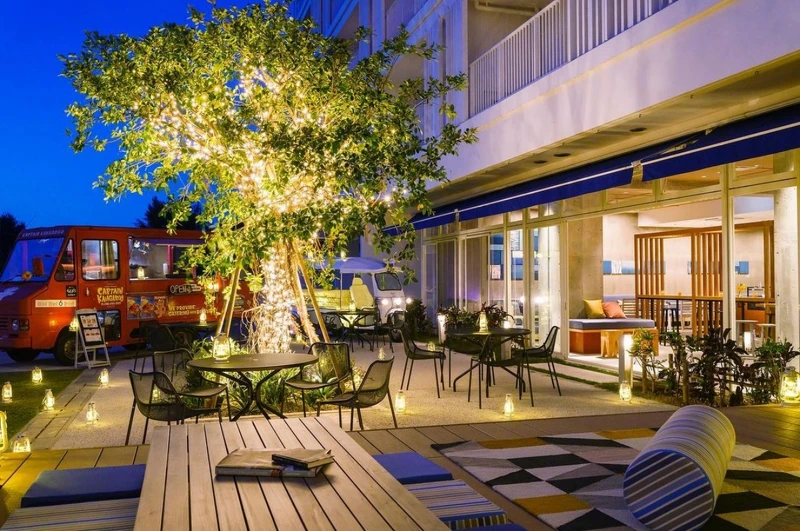 夜晚的戶外空間。