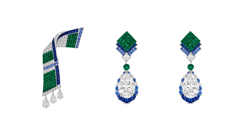 DRAPERIE MYST&Eacute;RIEUSE胸針、CHEVRON MYST&Eacute;RIEUX項鍊及耳環連可拆式吊墜。 