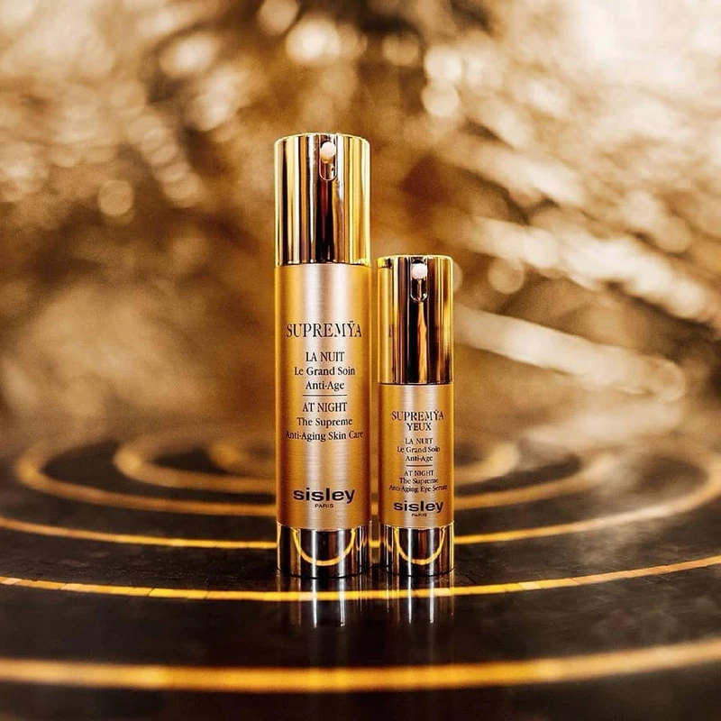 Sisley奇蹟明亮眼部護理2022升級，主要產品使用頂級系列的極致夜間奇蹟再生眼部精萃。