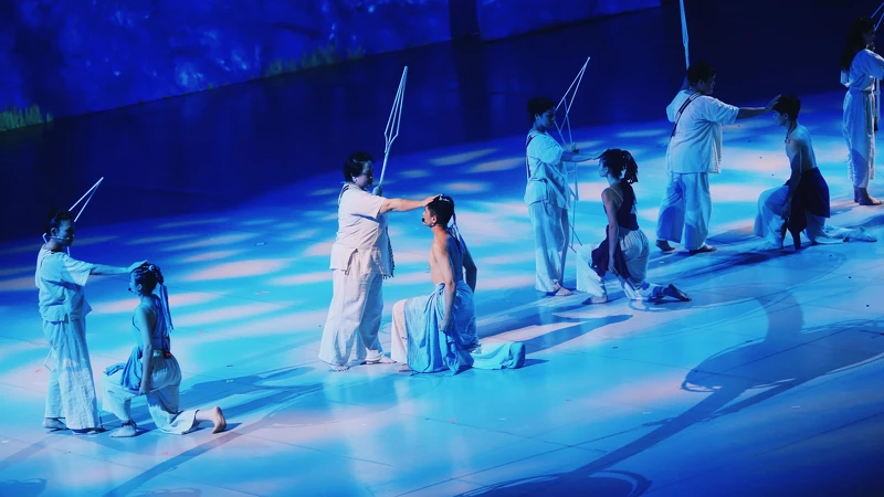 以古謠歌頌，以儀典傳承，象徵青年勇士的成年禮