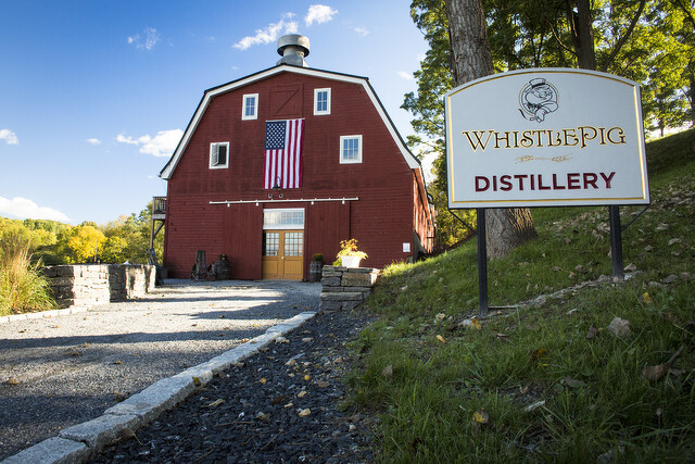「口哨豬 WHISTLEPIG」來自美國東北部的佛蒙特（Vermont）一處農場。