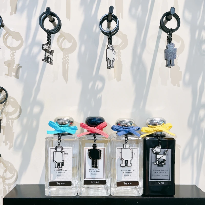 Jo Malone London JoBots香水掛飾。