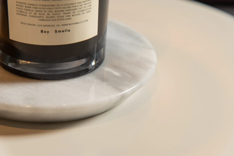 帶入台灣設計紋理質感細膩的暖燭燈。