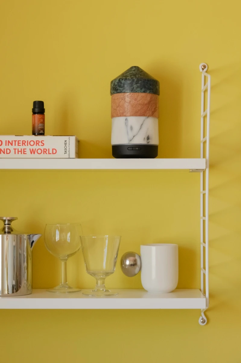 「ETOLAN 超音波水氧機」完整呈現三色石材的優雅對話。