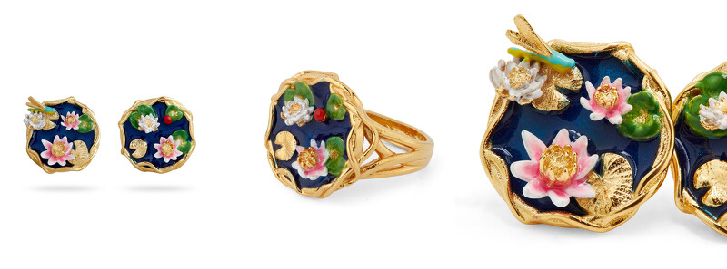 左起：Les N&eacute;r&eacute;ides水上花園系列耳環，建議售價新台幣5,500元。/ Les N&eacute;r&eacute;ides水上花園系列戒指，建議售價新台幣5,100元。