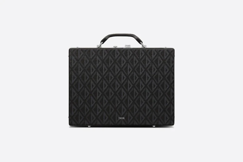 Dior Lock老花公事包,NT 185,000 Dior Lock老花公事包,NT 185,000