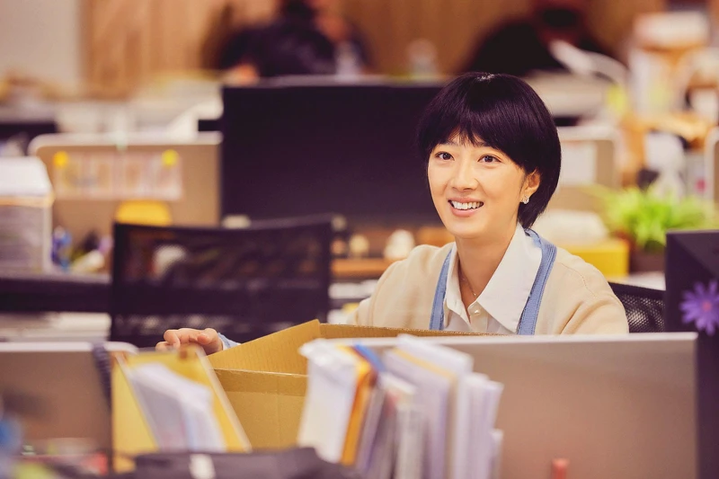 在《台北女子圖鑑》裡,桂綸鎂飾演的林怡姍是從台南北上工作的小資女,角色跨度超過20年 在《台北女子圖鑑》裡,桂綸鎂飾演的林怡姍是從台南北上工作的小資女,角色跨度超過20年