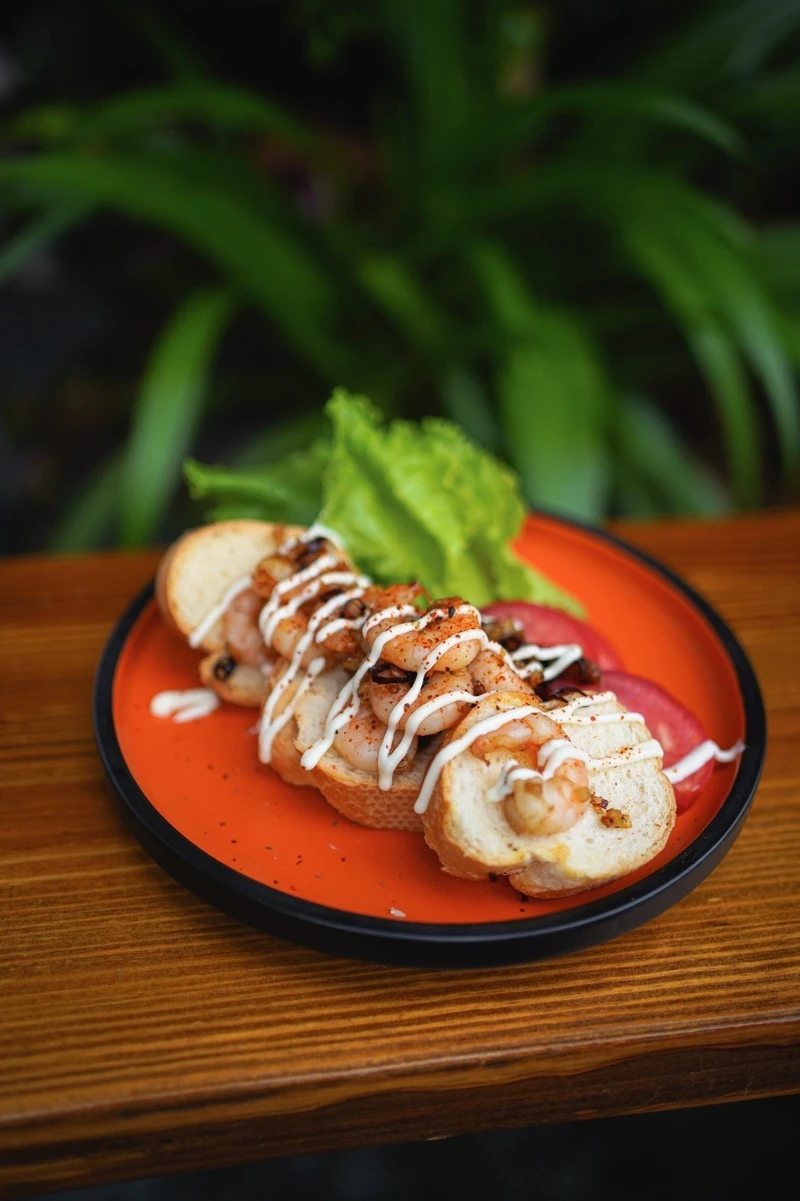 陸丘甜室推出「大阪玉子燒麵包」 陸丘甜室推出「大阪玉子燒麵包」