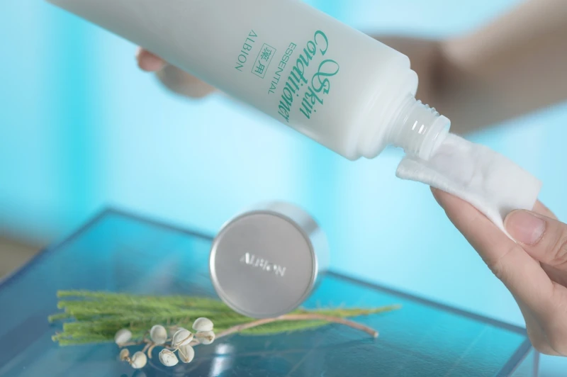 ALBION健康化妝水110ml,NT1,150、165ml,NT1,650、330ml,NT2,800 ALBION健康化妝水110ml,NT1,150、165ml,NT1,650、330ml,NT2,800