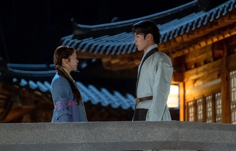 《還魂》庭沼珉 李宰旭 雙向箭頭奔向對方 《還魂》庭沼珉 李宰旭 雙向箭頭奔向對方