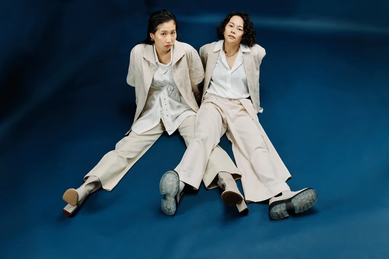 凹與山 Our Shame 由主唱小凹（右）與鼓手 Isan 組成（左）