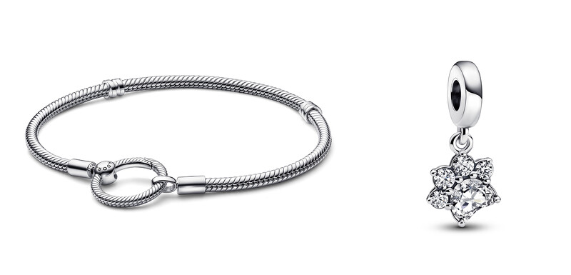 Pandora Moments O形釦蛇鏈NT3,980、璀璨掌印吊飾NT2,080