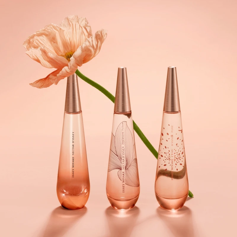 三宅一生ISSEY MIYAKE一生之水NECTAR系列(左至右)昇華淡香精、初蜜淡香精、綻放淡香水。