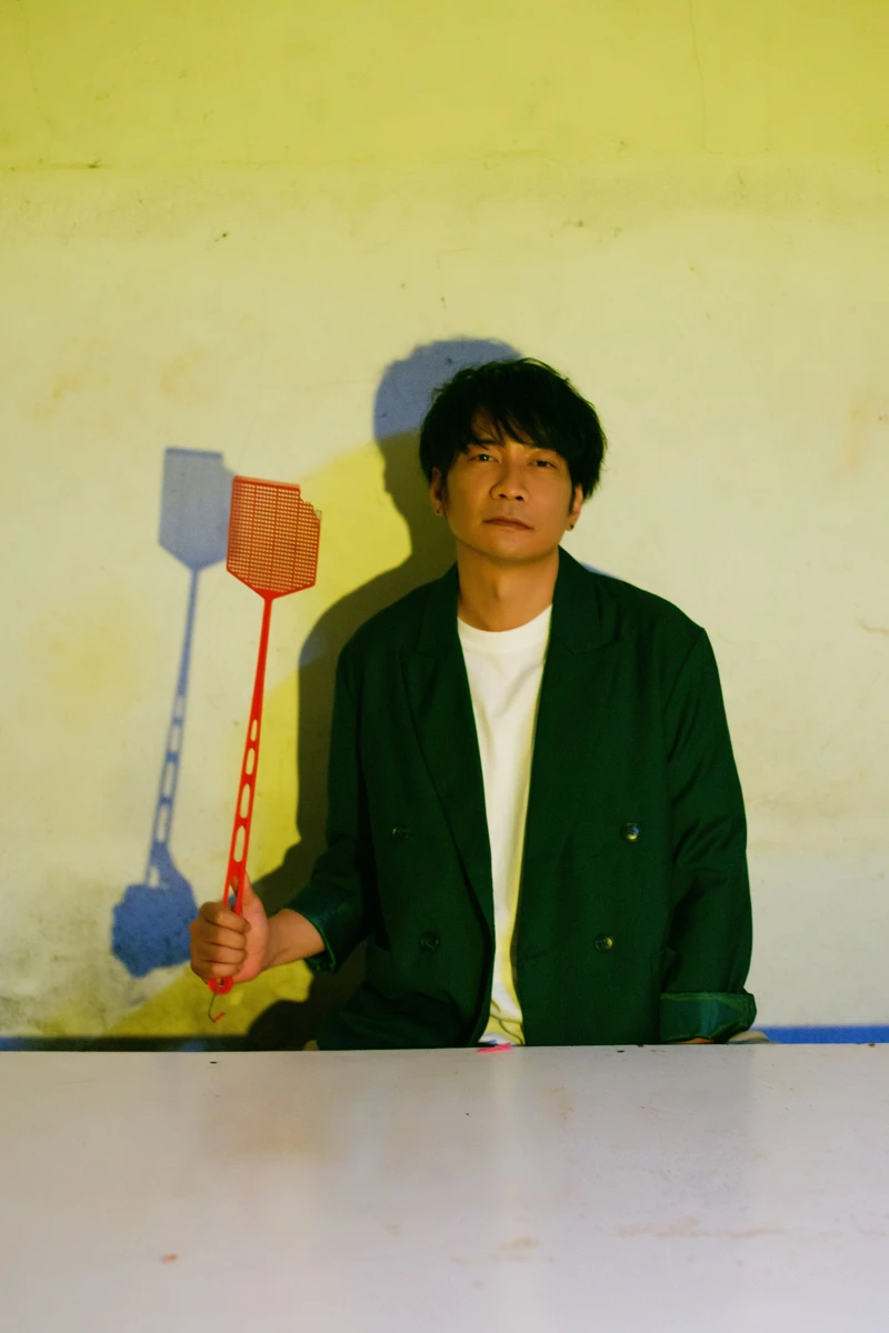 全新視覺照邀請林予晞攝影掌鏡,捕捉黃玠幽默一面 全新視覺照邀請林予晞攝影掌鏡,捕捉黃玠幽默一面