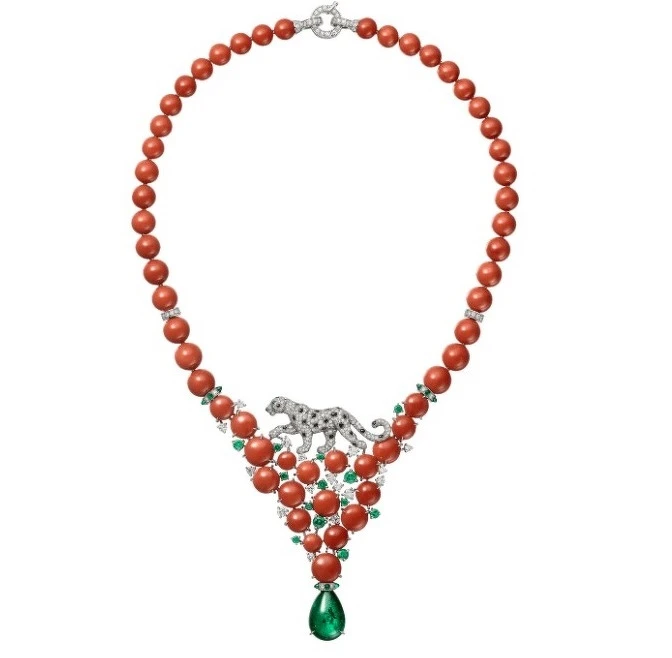 RED RUACANA項鍊，一顆12.66克拉哥倫比亞祖母綠，珊瑚，鑽石，縞瑪瑙。