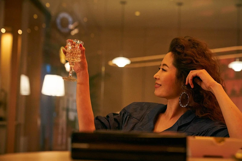 文素利飾演在政治圈掌握實權的姜會長 文素利飾演在政治圈掌握實權的姜會長