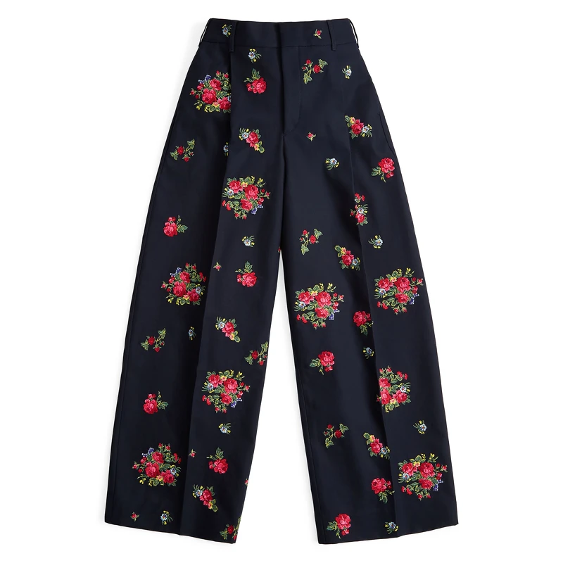 花卉刺繡寬管褲,NT$15,800 花卉刺繡寬管褲,NT$15,800