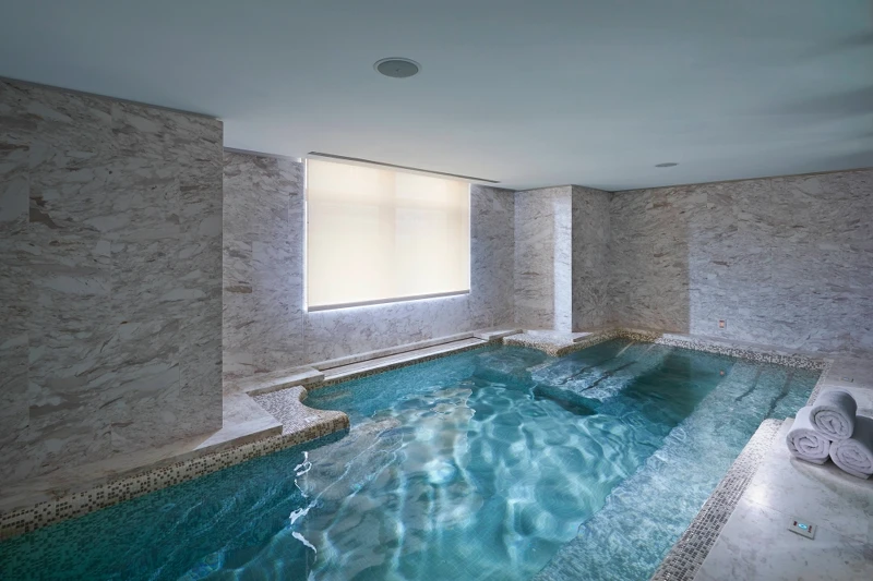 台北文華東方酒店The Spa的水療設施活力池。 台北文華東方酒店The Spa的水療設施活力池。