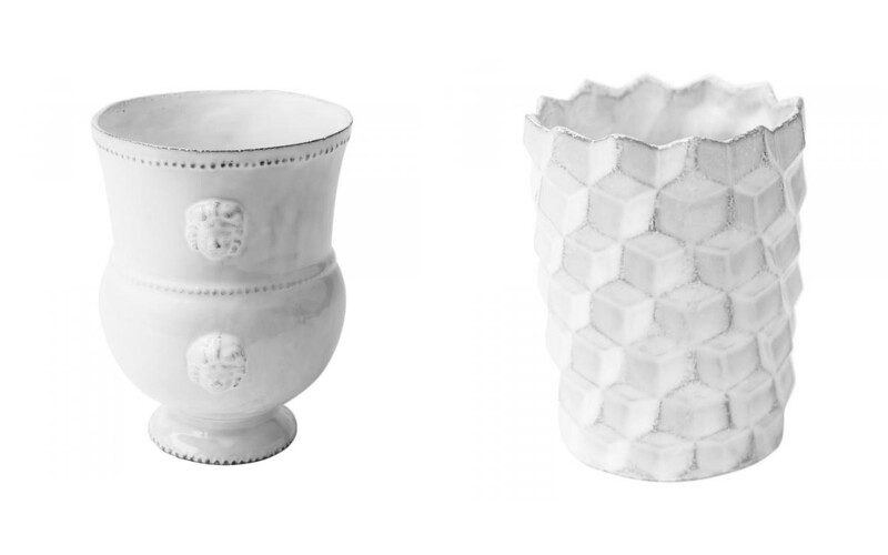 花器皆造型獨特。