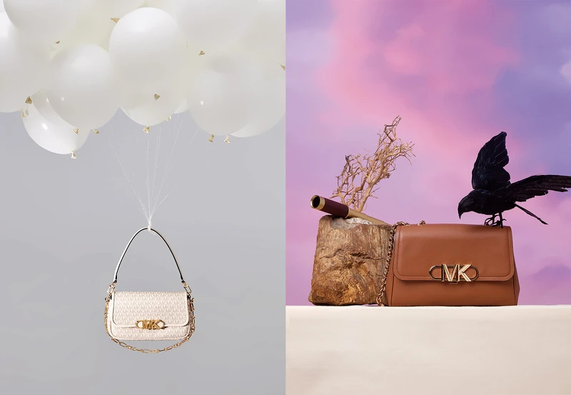 白色印花側背包；咖啡色鍊帶側背包all by Michael Kors。