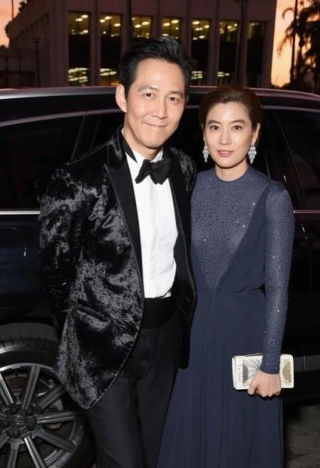 林世玲展現豪門氣質 林世玲展現豪門氣質