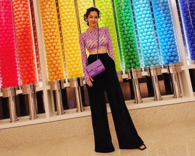 instagram@pinksophia0818 instagram@pinksophia0818