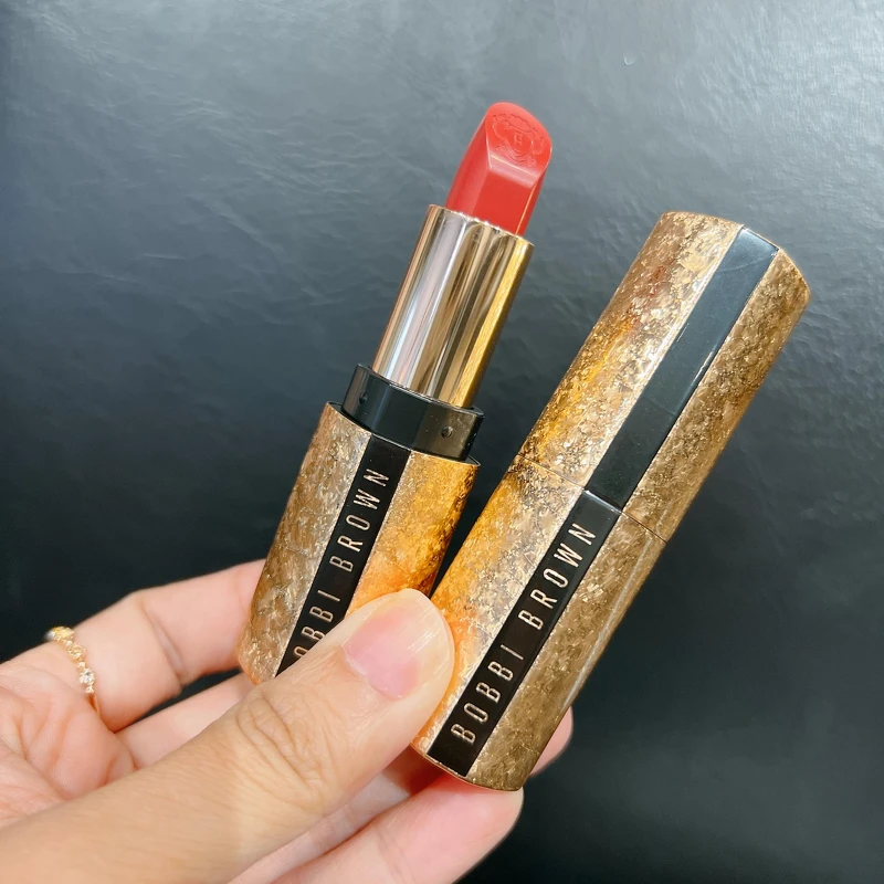 金緻緞光唇膏璀璨星夜限定包裝