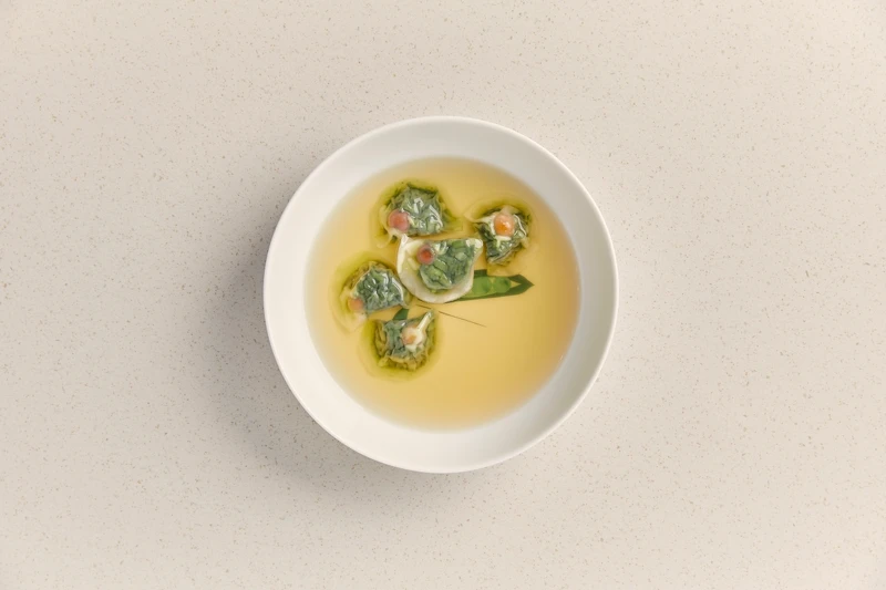 此次以貼進韓國文化為理念創作一系列精緻餐點。