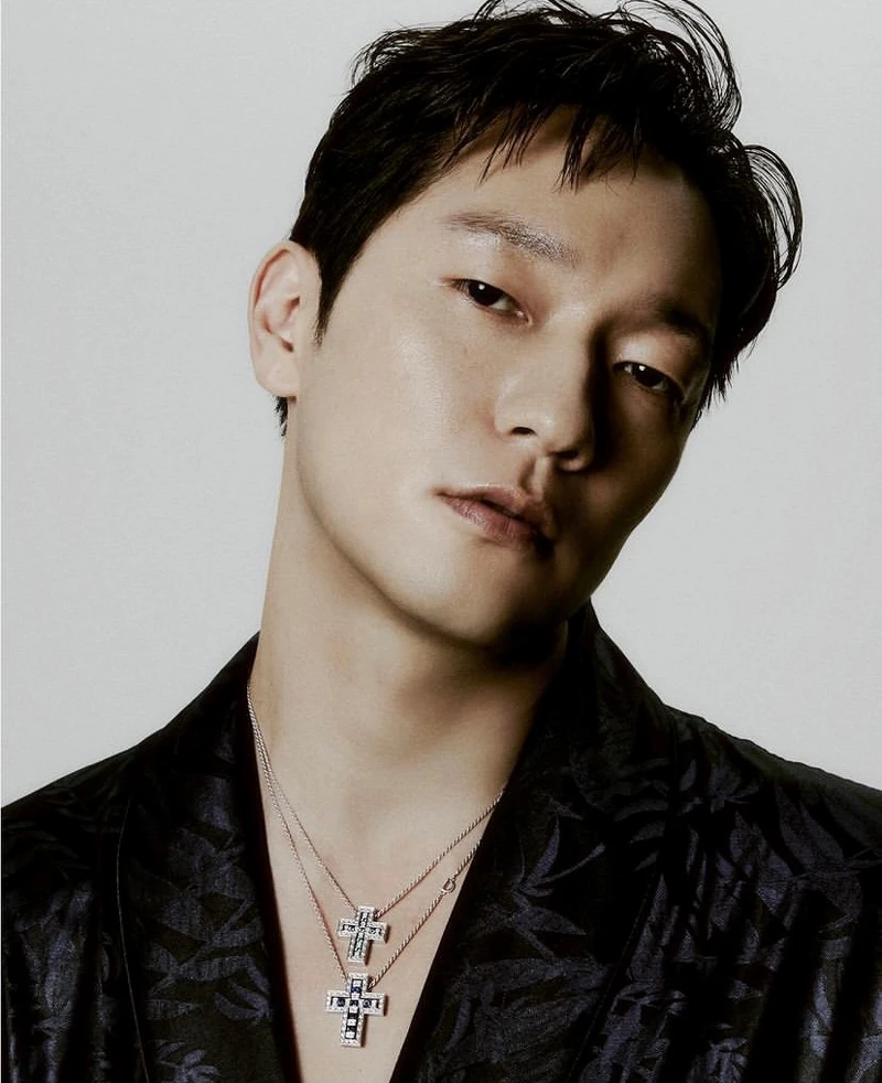 《我的出走日記》孫錫久為Damiani韓國代言人