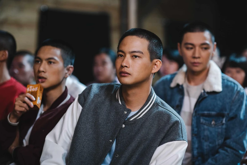 張庭瑚在片中默默守護心儀女孩超過20年