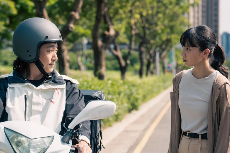 《你,敢不敢?》驚悚懸疑系列影集,張寗(右)與張懷秋參與《CORPSE,GO!》單元演出,互誇留下好印象 《你,敢不敢?》驚悚懸疑系列影集,張寗(右)與張懷秋參與《CORPSE,GO!》單元演出,互誇留下好印象