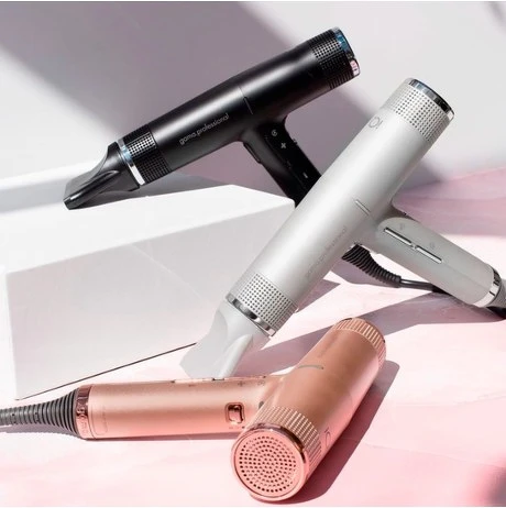 GAMA iQ Perfetto高效專業智能吹風機情境圖。 GAMA iQ Perfetto高效專業智能吹風機情境圖。