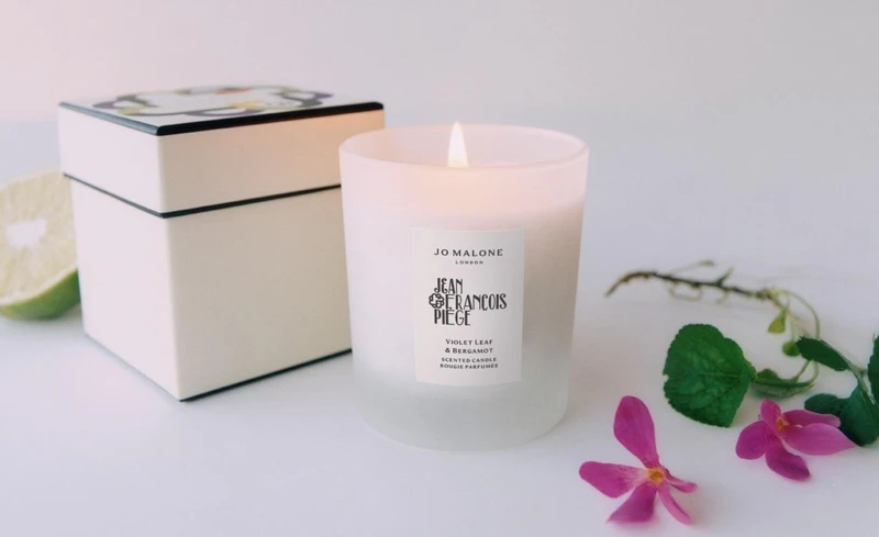 名廚系列 紫羅蘭與佛手柑香氛工藝蠟燭 200g NT3,300 名廚系列 紫羅蘭與佛手柑香氛工藝蠟燭 200g NT3,300