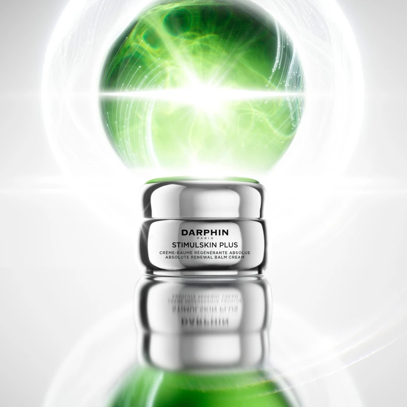 DARPHIN深海翡翠魚子緊緻霜，精雕細琢緊緻年輕。