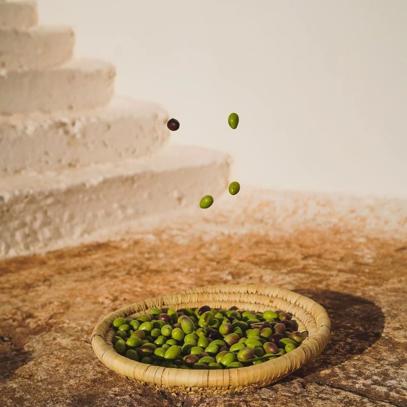 作為優質橄欖油的代名詞O&Co.，始終維持傳統製油工藝與精神。