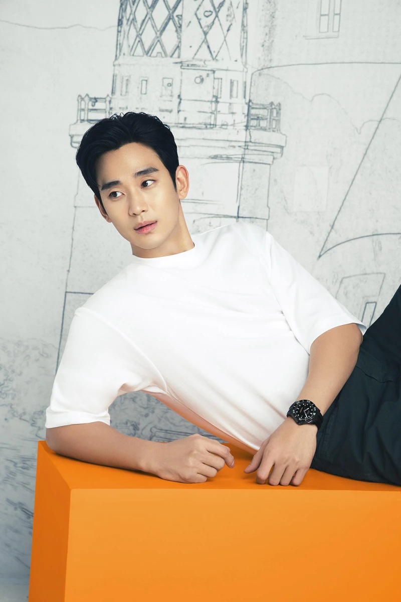 金秀賢配戴Ocean Star海洋之星天文台認證600米腕錶特別版_黑色橡膠錶帶款 金秀賢配戴Ocean Star海洋之星天文台認證600米腕錶特別版_黑色橡膠錶帶款