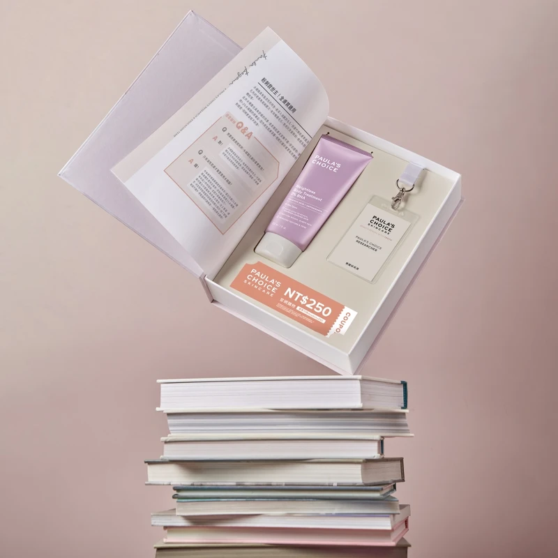 寶拉珍選寶藏研究院全台獨家限量300組寶藏研究員禮盒。 寶拉珍選寶藏研究院全台獨家限量300組寶藏研究員禮盒。