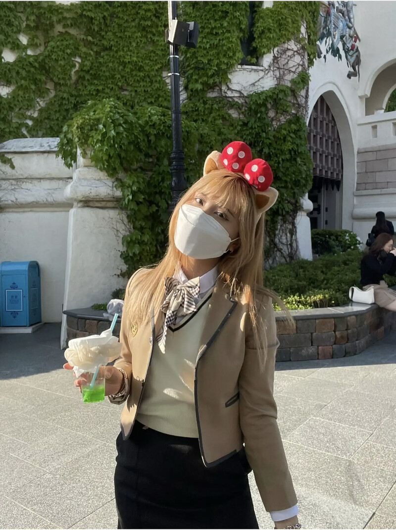 不妨也戴上園吉祥物的髮箍更有氛圍感(圖/@ruofan21)