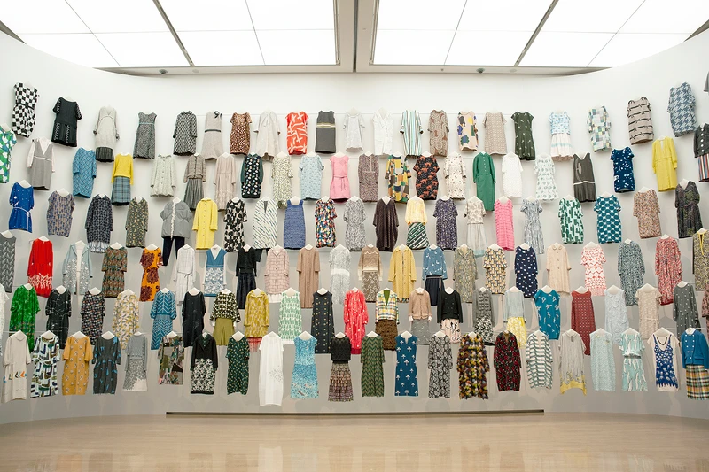 Photograph：L . A . TOMARI