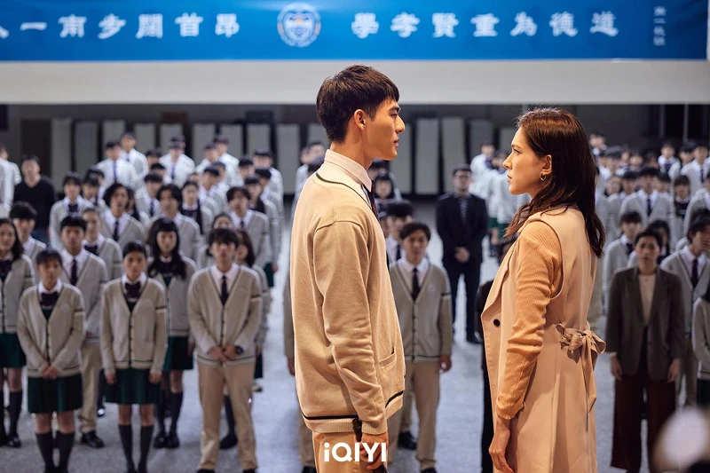 《第9節課》陳昊森講台上當眾向許瑋甯示愛 《第9節課》陳昊森講台上當眾向許瑋甯示愛