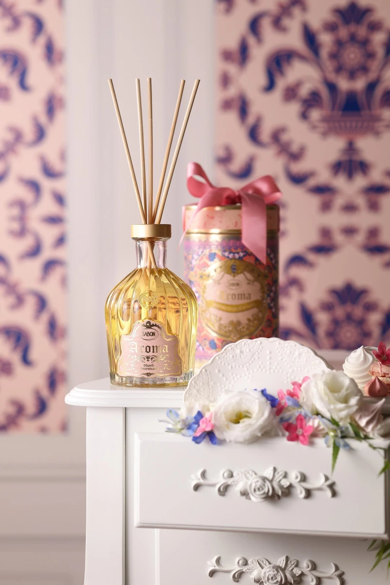 幸福饗宴 薰香組450ml，NT3,280、100ml，NT1,180