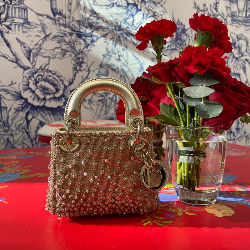 Micro Lady Dior 2023早春限定版，售價請店洽