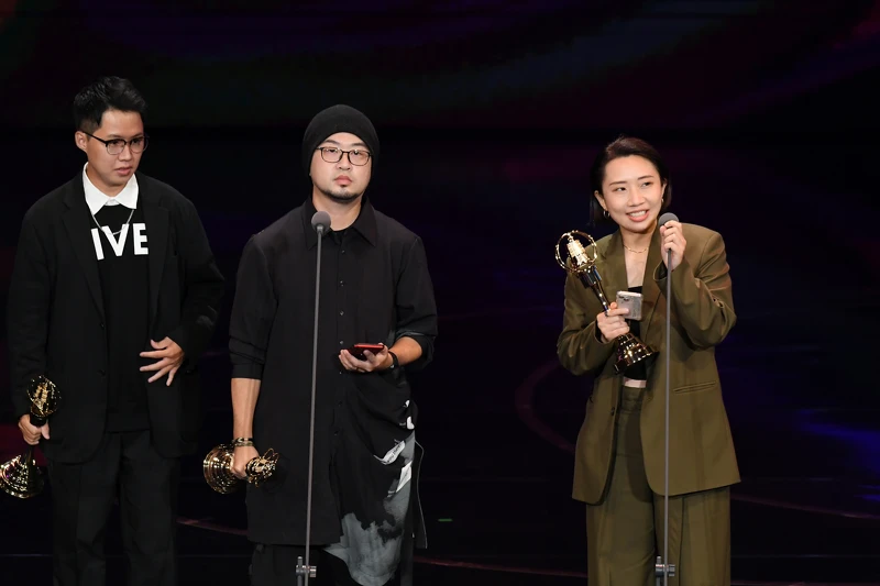 2022金鐘一般節目類美術設計獎＿呂昱緯、李信興、黃孟瑩／大嘻哈時代（製作單位：聯鑫行銷股份有限公司／三立電視股份有限公司／好看娛樂製作股份有限公司）