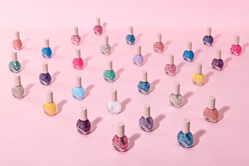 BOTITE PLUS甜點系列水性指甲油，快乾、可剝除式、無化學刺鼻味。